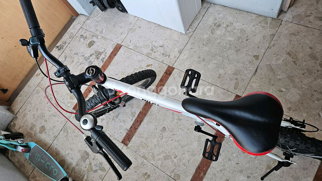 알톤 20인치 자전거 팝니다--1