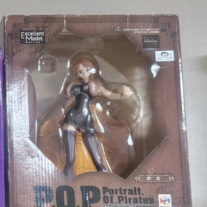 원피스 pop나미피규어