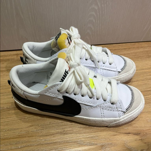 나이키 운동화 단화 235