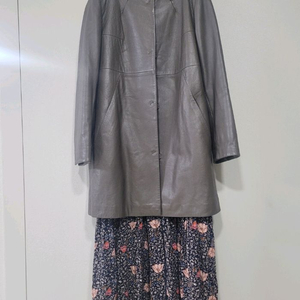 더아이잗컬렉션 양가죽 자켓 택포3.5안원