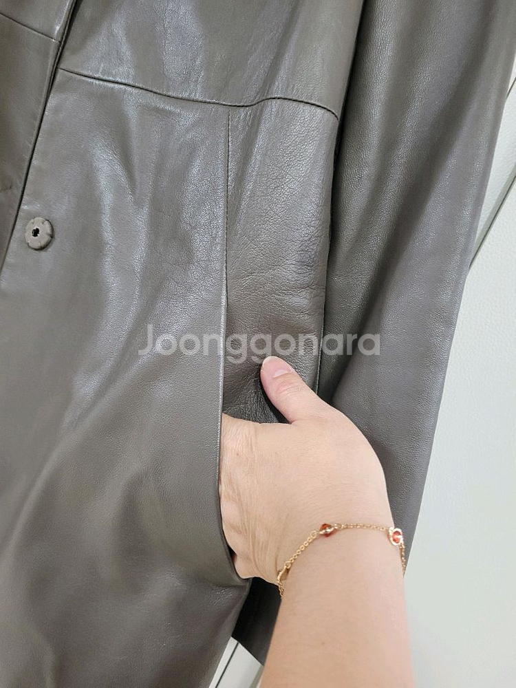 더아이잗컬렉션 양가죽 자켓 택포3.5안원--6