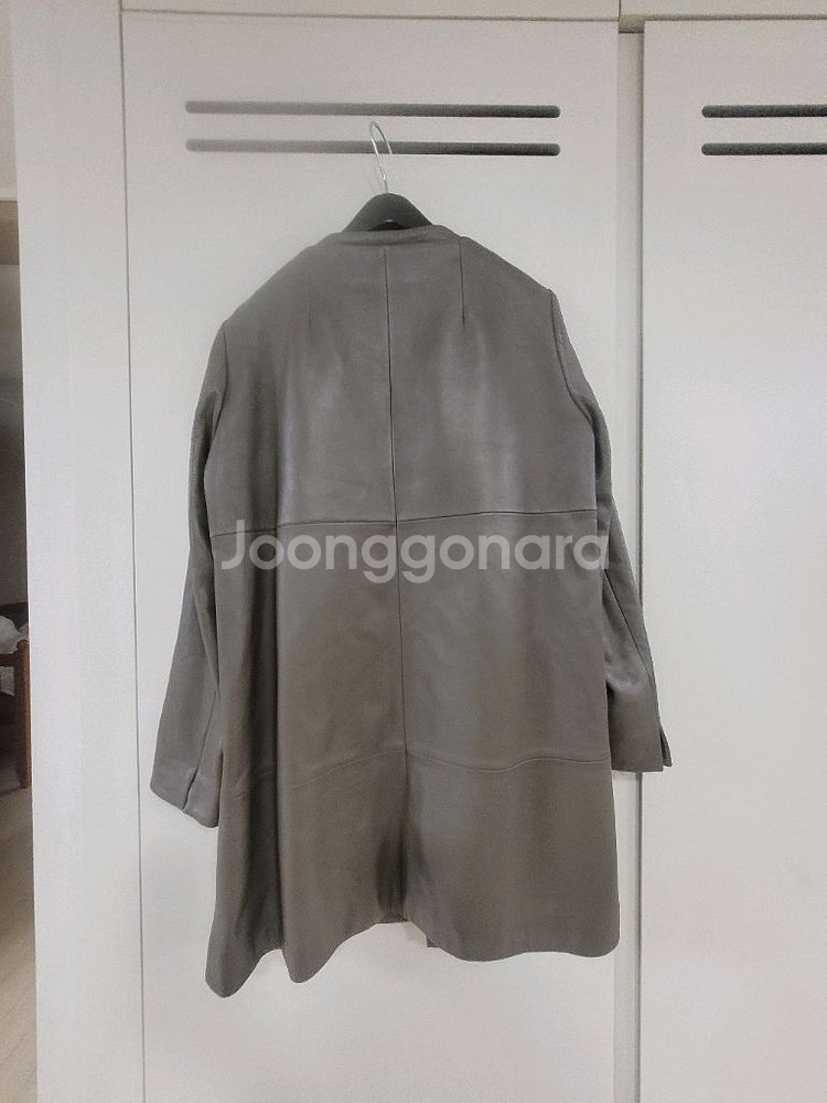 더아이잗컬렉션 양가죽 자켓 택포3.5안원--2