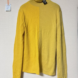 럭키슈에뜨 터틀넥