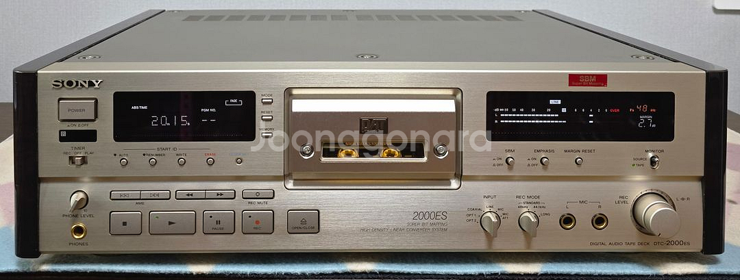 소니 DAT 데크 DTC-2000ES 판매합니다--0