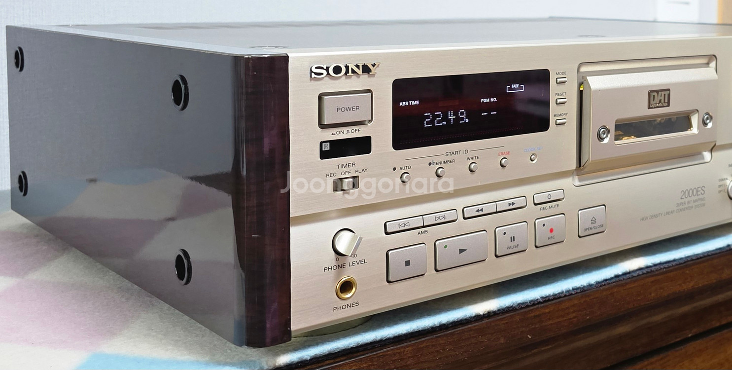 소니 DAT 데크 DTC-2000ES 판매합니다--3