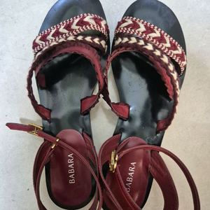 바바라 스트랩 샌들 235