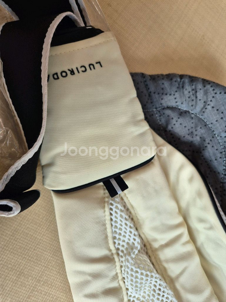 루시로다 사이드 힙시트--1