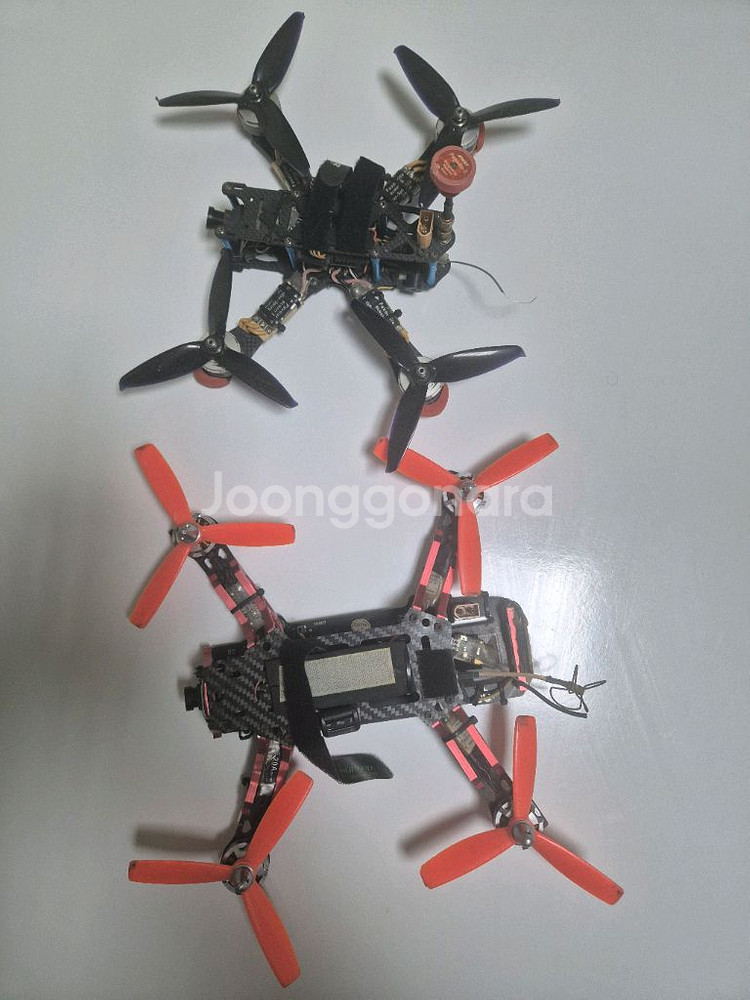 레이싱 기체. 배터리. 탄통.조종기at9s--0