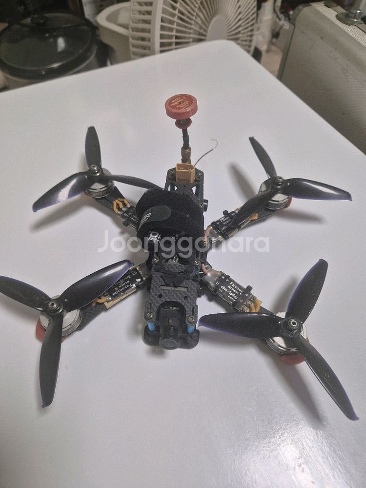 레이싱 기체. 배터리. 탄통.조종기at9s--1