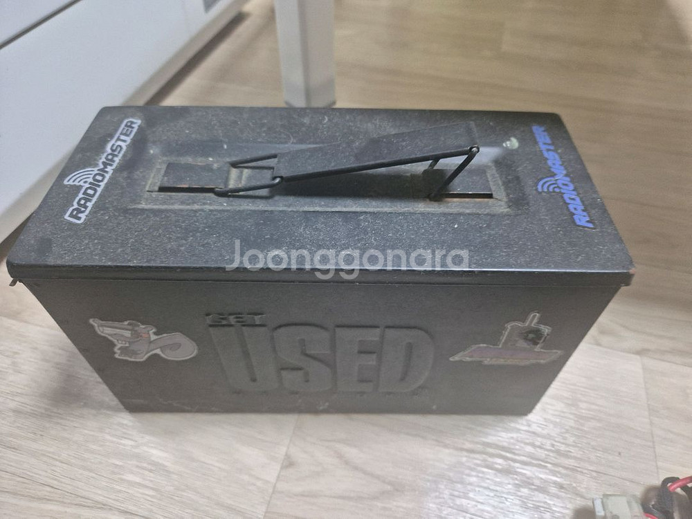 레이싱 기체. 배터리. 탄통.조종기at9s--5