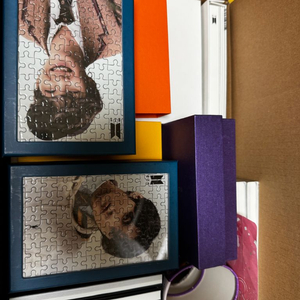 방탄 개봉앨범 및 굿즈 판매