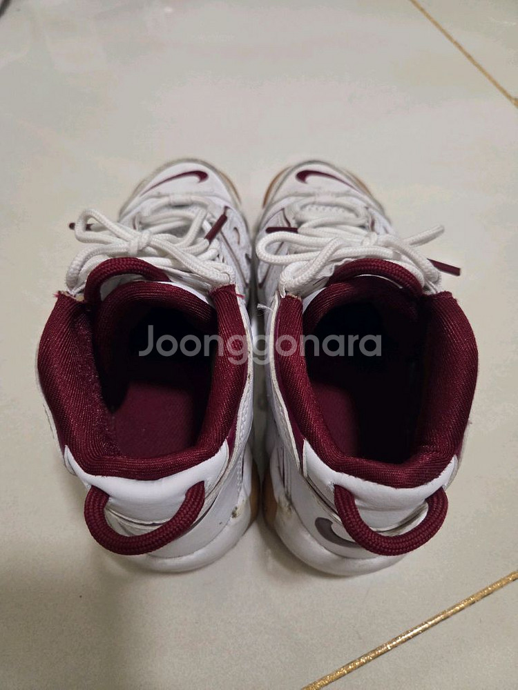 나이키 키즈 운동화 210 사이즈 판매합니다.--0