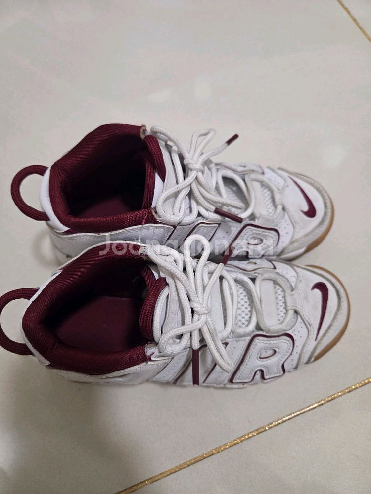 나이키 키즈 운동화 210 사이즈 판매합니다.--1