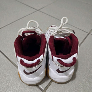 나이키 키즈 운동화 170사이즈 판매합니다.