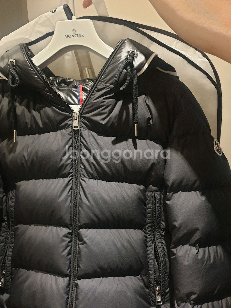 몽클레어 패딩카테레 블랙 2--1