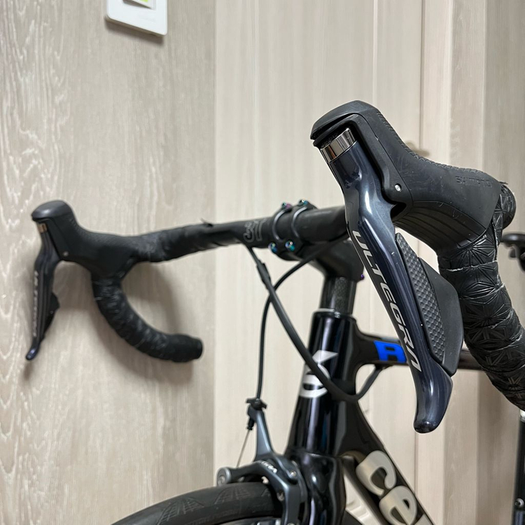 써벨로 R3 울테그라 Di2 전동구동계 로드자전거--1