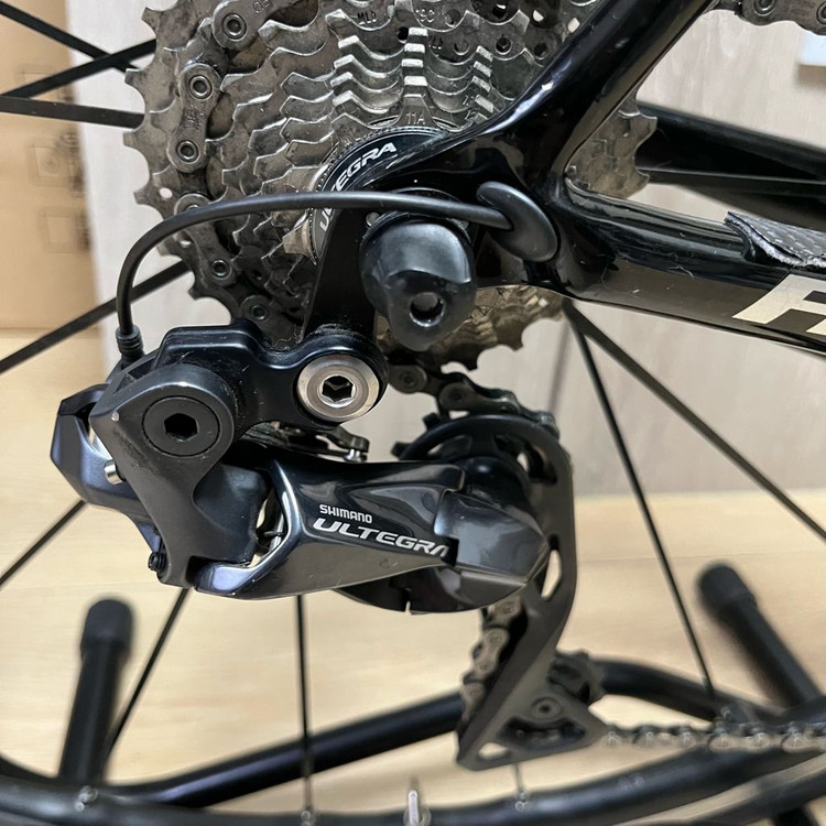 써벨로 R3 울테그라 Di2 전동구동계 로드자전거--5