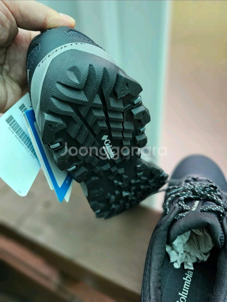 새상품 콜롬비아 등산화--3