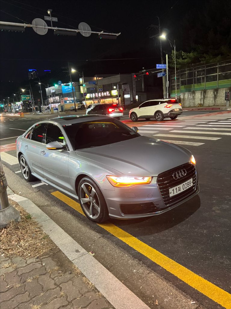 아우디 a6 이미지