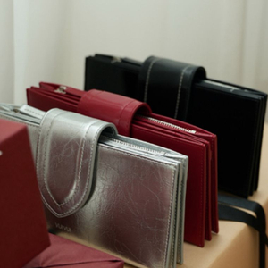 부이부이 VUI VUI 리벳 월렛 실버