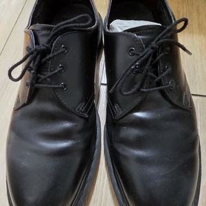 닥터마틴 290 사이즈 구두 판매 합니다