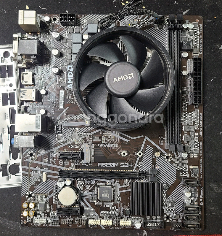 Ryzen5 pro 4650G 와 A520M 메인보드--0