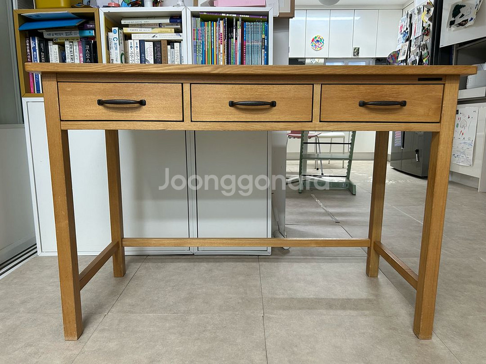 마켓엠 물푸레나무 원목 책상--0