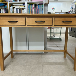 마켓엠 물푸레나무 원목 책상