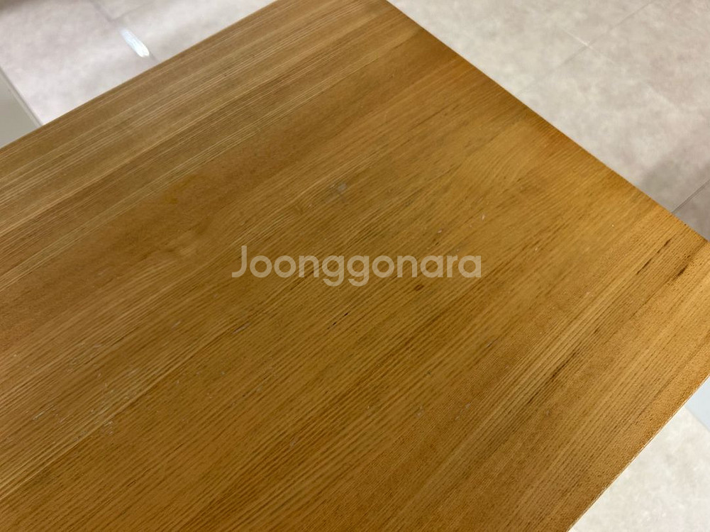 마켓엠 물푸레나무 원목 책상--2