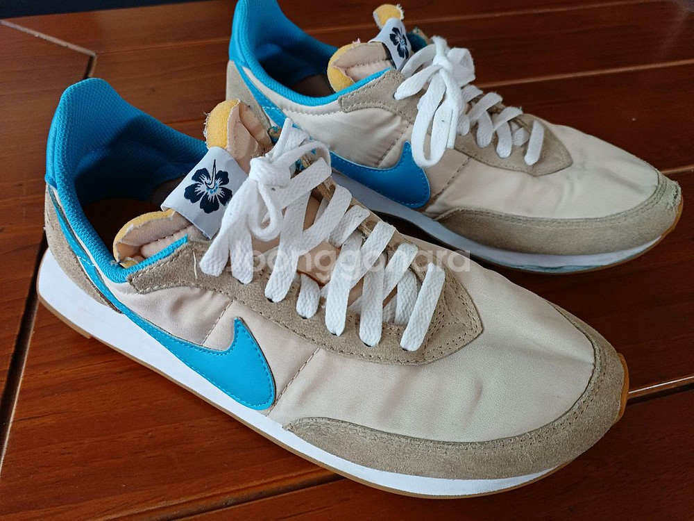 나이키 와플 트레이너2 하와이 275 파손있음--0