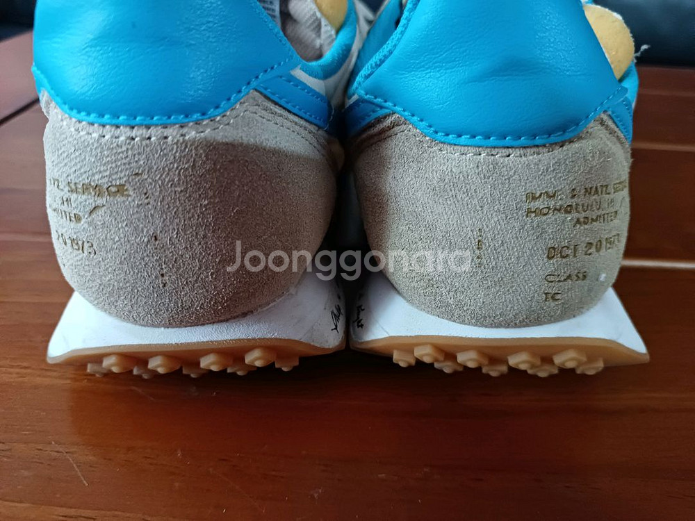 나이키 와플 트레이너2 하와이 275 파손있음--2