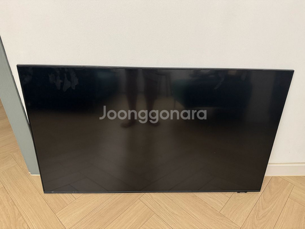 m7 스마트모니터 부품용 액정만 파손--0