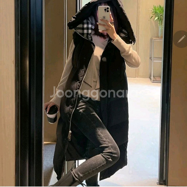 [미착용/텍있음] 롱 패딩 조끼 팝니다--0