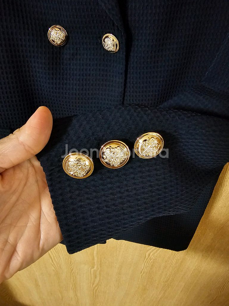 네이비 색상의 더블 블레이저 M사이즈 오버핏 새상품--2