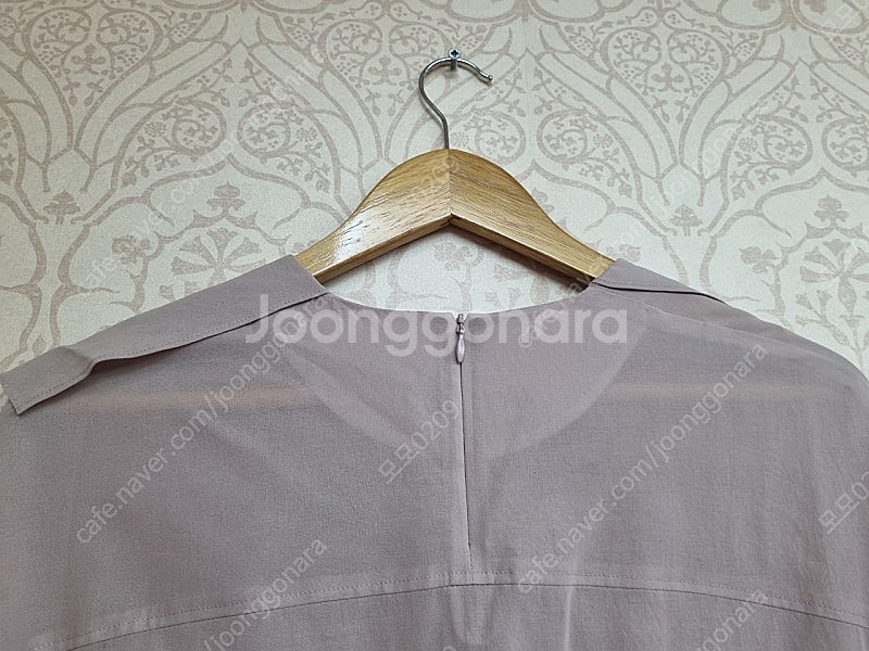 르베이지 블라우스 55.66사이즈--3