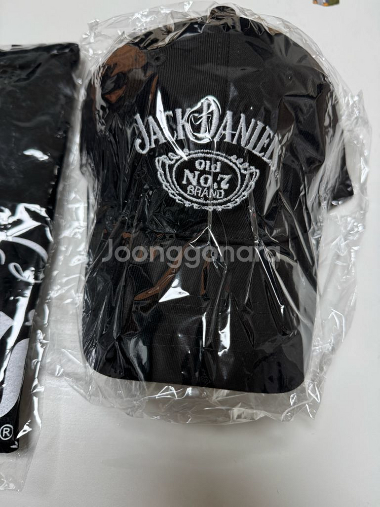 잭다니엘 반팔티 free사이즈 모자 셋트 팝니다--1