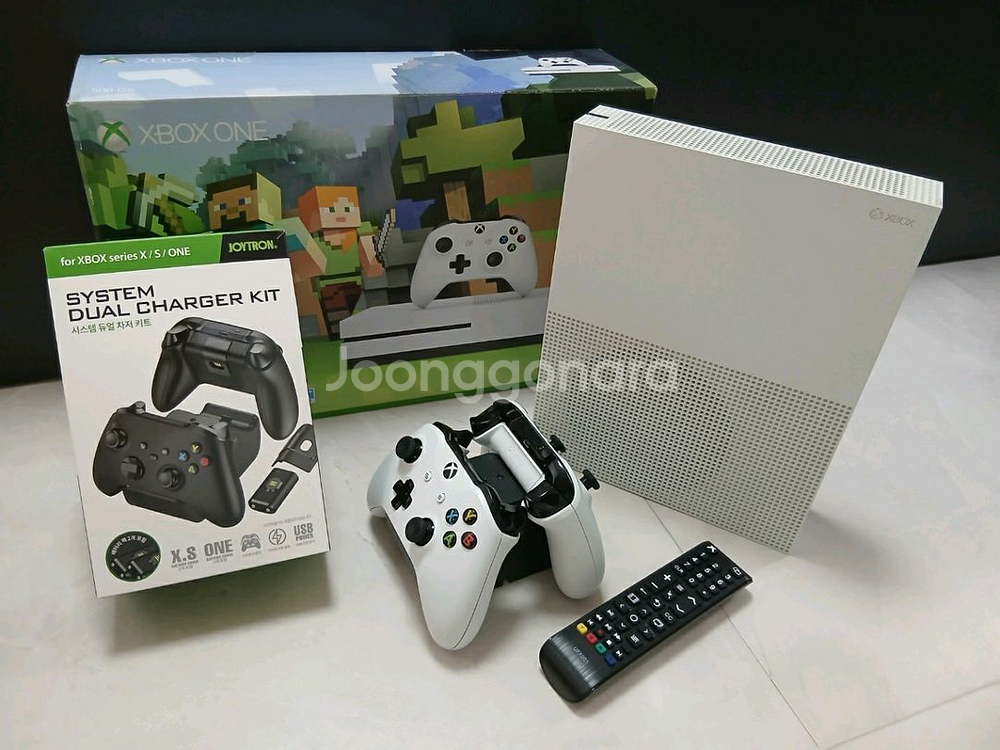 XBOX ONE S 1TB 게임4/컨트롤러2/배터리팩--0
