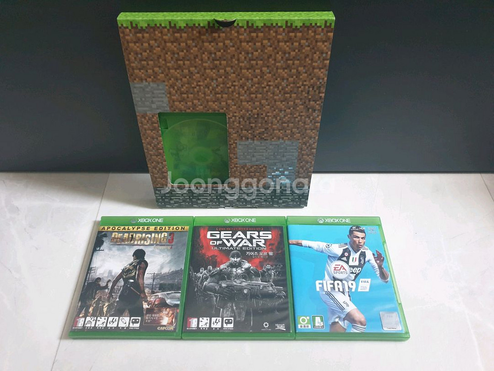 XBOX ONE S 1TB 게임4/컨트롤러2/배터리팩--1