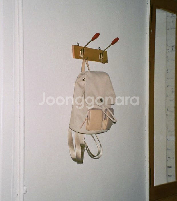 미닛뮤트 클로백팩 모카베이지 예전버전--0