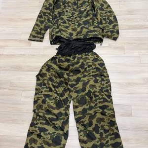 스페셜게스트 스노우보드복 판매합니다(세트)