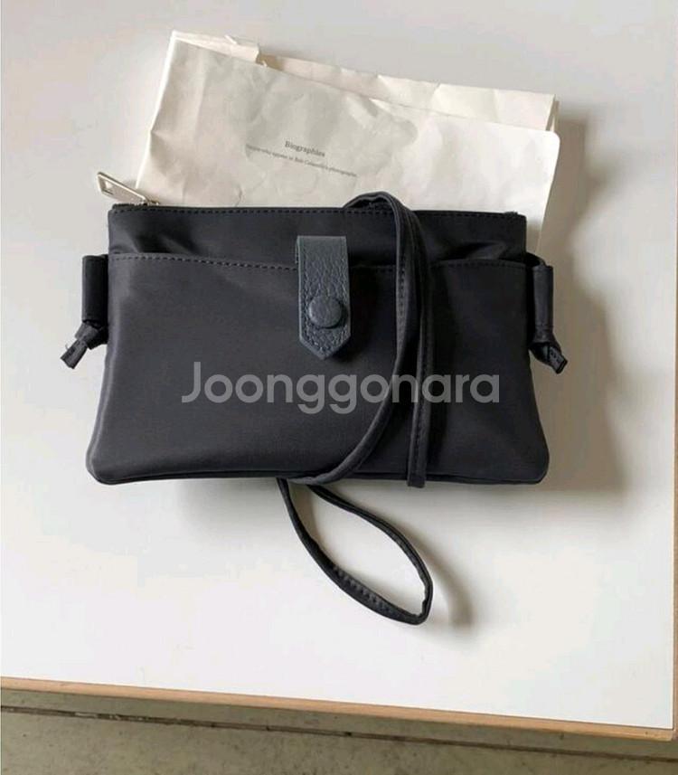 봉긋 블랙 크로스백--0