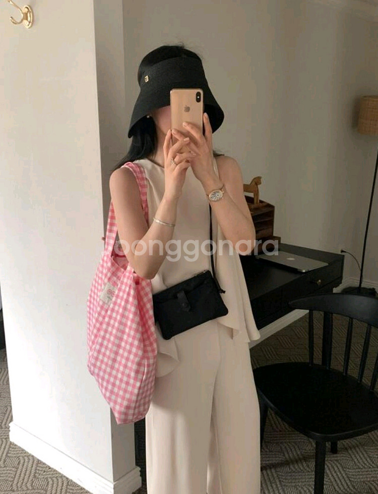 봉긋 블랙 크로스백--6