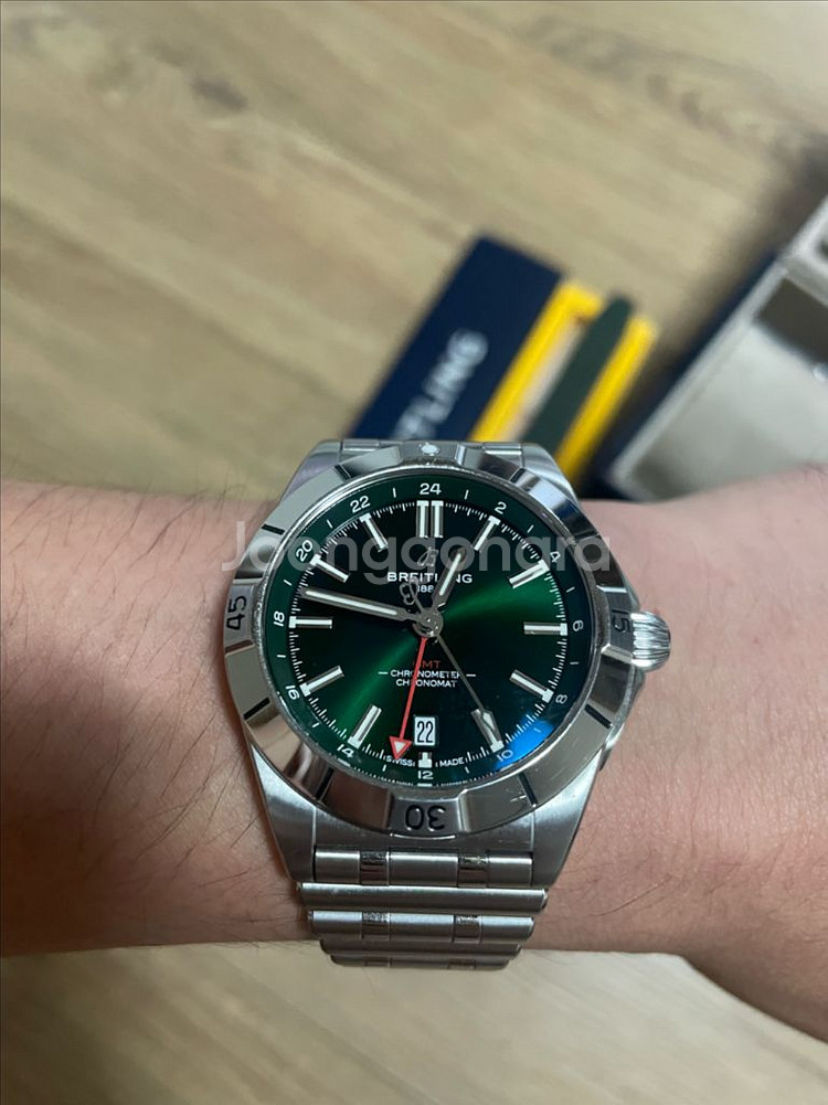 브라이틀링 크로노맷 오토매틱 GMT 40 팝니다--6
