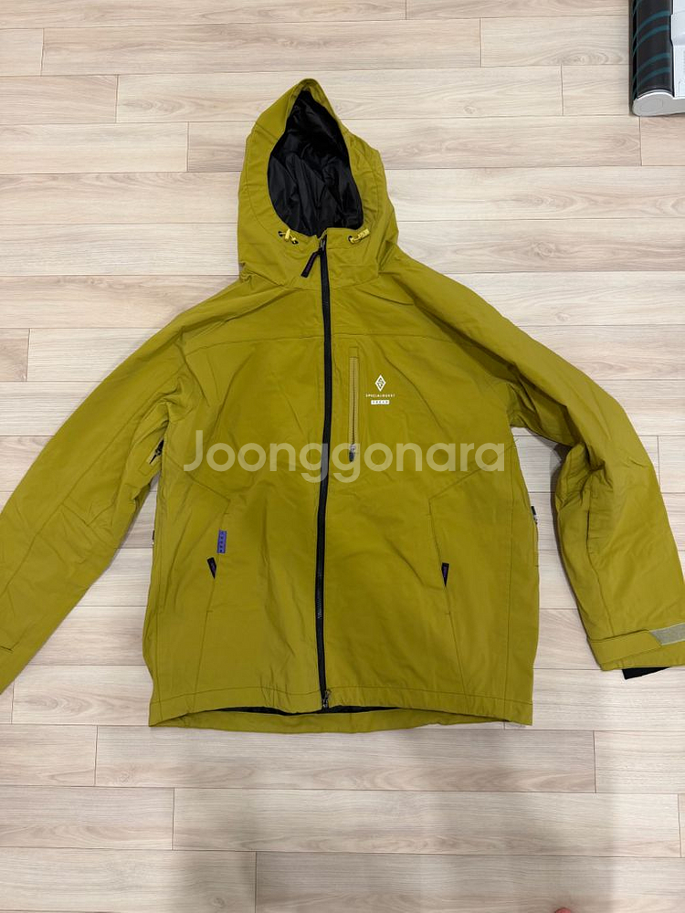 스페셜게스트 스노우보드복 액티브 자켓 판매합니다--0