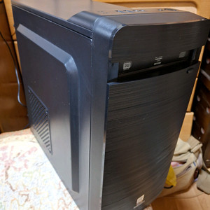 I5 4670 PC 본체입니다