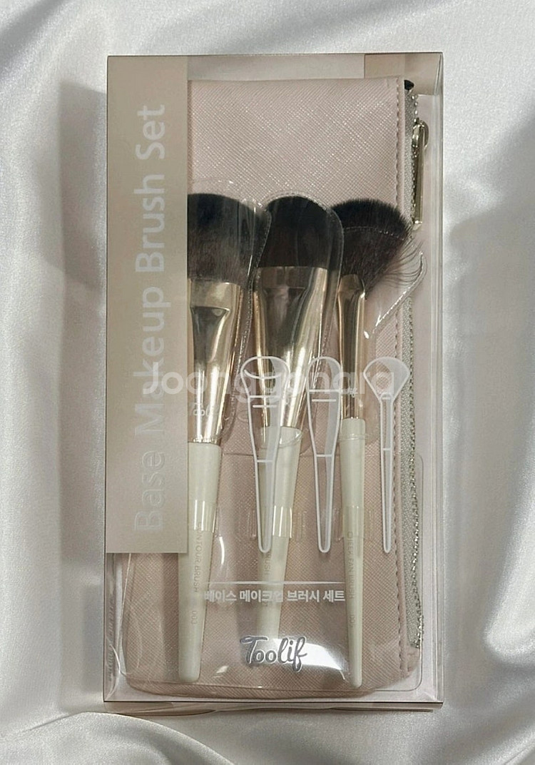 새상품) 툴리프 베이스 메이크업 브러쉬 세트--0