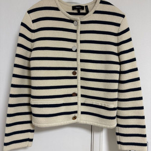 띠어리 니트자켓