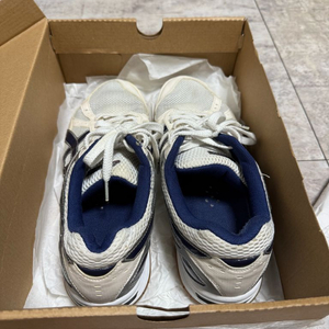 아식스 로테리브레 fl5 275 화이트 네이비 블루