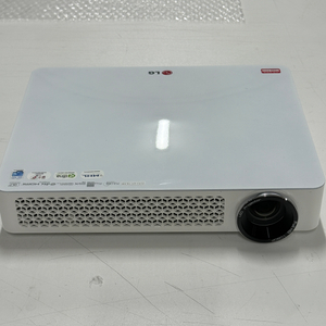 LG PF87K 중고빔프로젝터 미니빔 휴대용 캠핌용