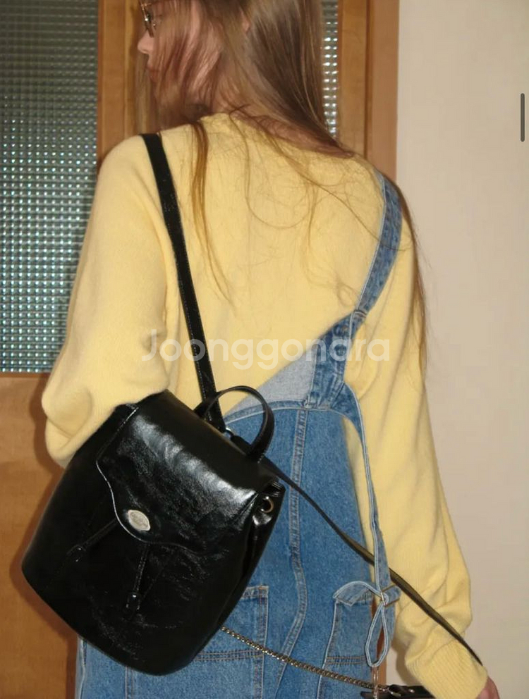 썸웨어버터 플레 백팩 블랙--2